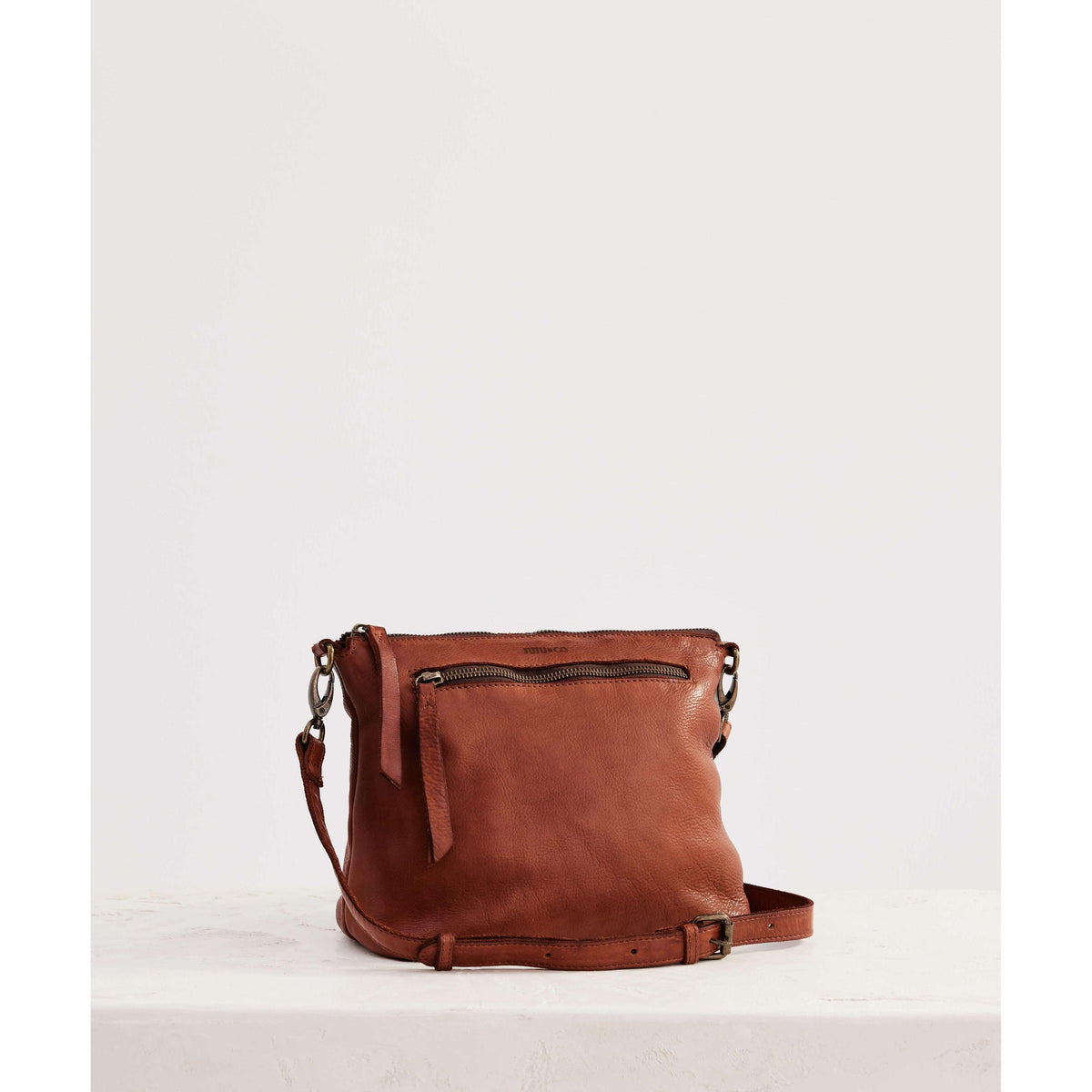 JuJu Tumbled Large Essential Pouch - Tan JuJu & Co Pisces Boutique