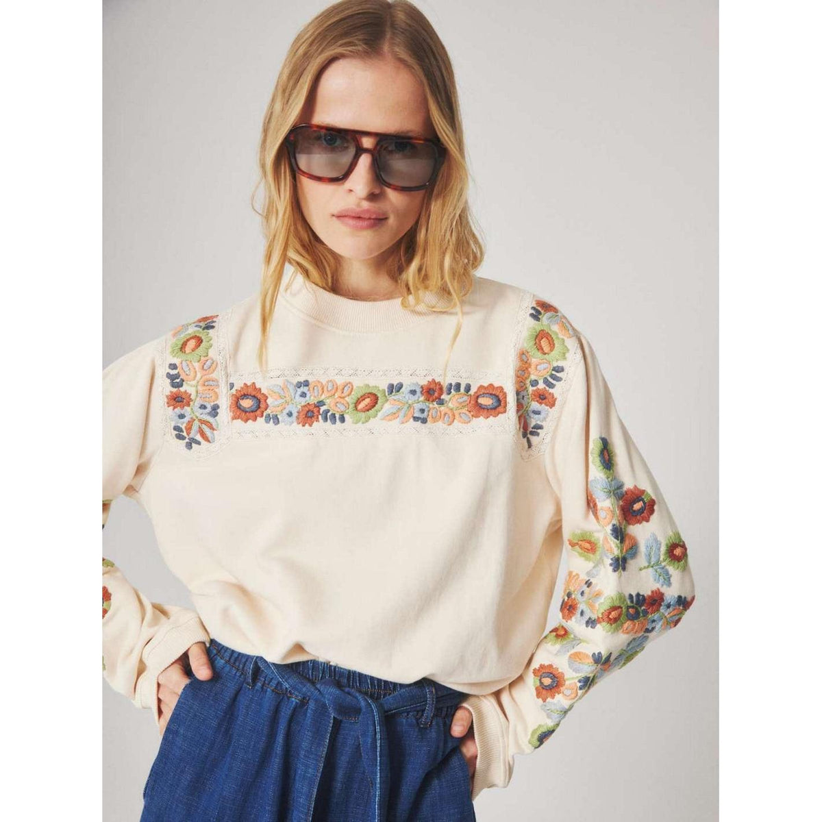 Louizon IStory Sweat - Ecru  Louizon Pisces Boutique